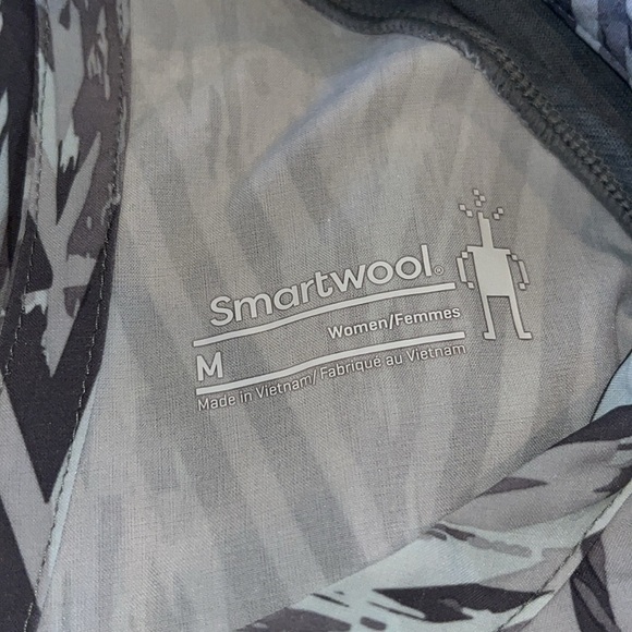 Smartwool Barely Blue Zig Zag Women’s Merino Sport short sleeve | size Medium - Picture 5 of 7
